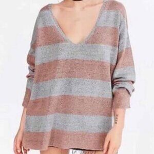 BDG Urban Outfitters Sweater Womens M/L Gray Orange Soft Slouchy Fuzzy Soft Knit